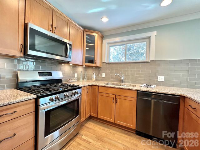 4227 Murrayhill Road, Charlotte, NC 28209