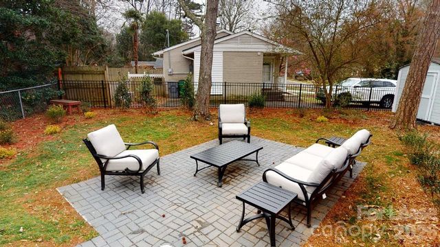 4227 Murrayhill Road, Charlotte, NC 28209
