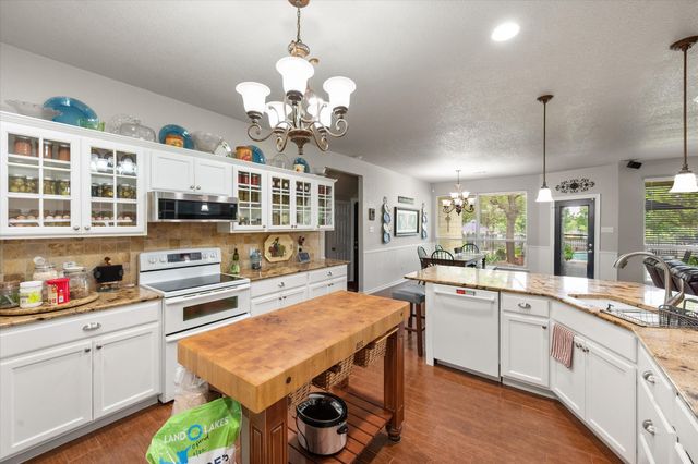 801 Seeton Road, Mansfield, TX 76063