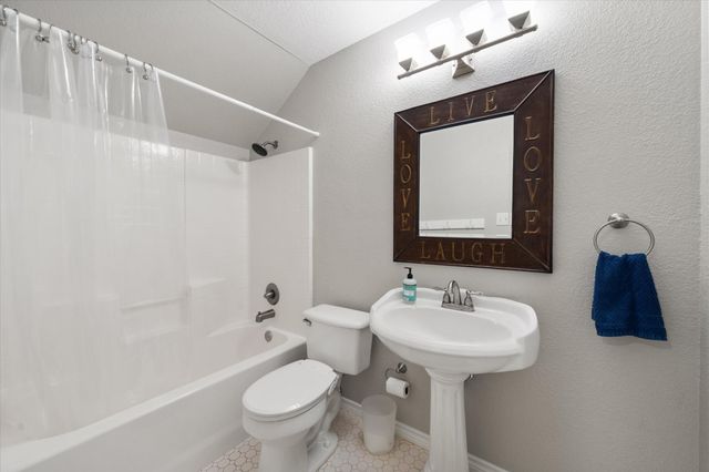 801 Seeton Road, Mansfield, TX 76063