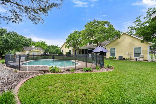 801 Seeton Road, Mansfield, TX 76063