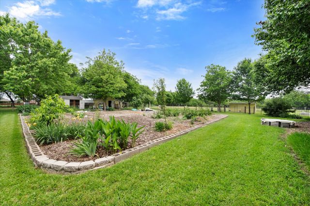801 Seeton Road, Mansfield, TX 76063