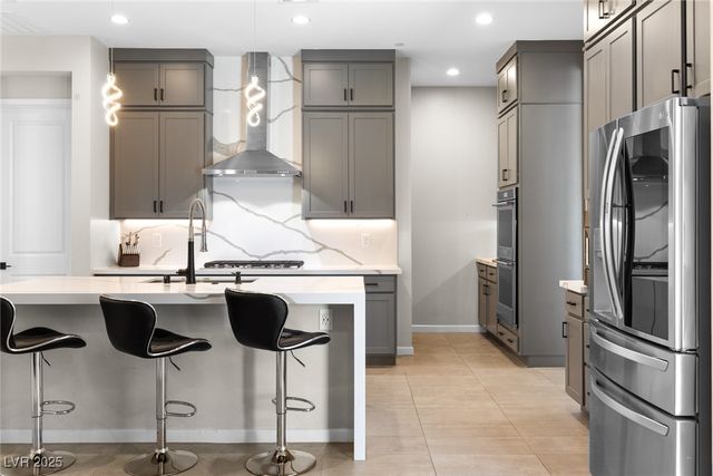 8929 Cassia Winds Street, Las Vegas, NV 89166