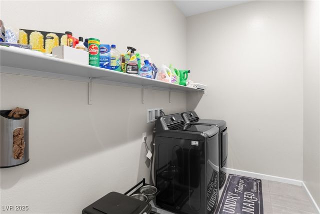 8929 Cassia Winds Street, Las Vegas, NV 89166