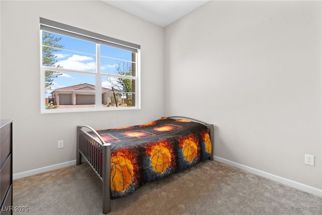 8929 Cassia Winds Street, Las Vegas, NV 89166