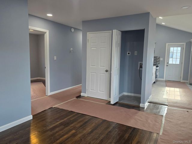 340 Half Mile Road, Central Islip, NY 11722