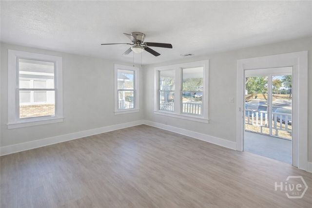 2007 Palmetto Avenue, Savannah, GA 31405