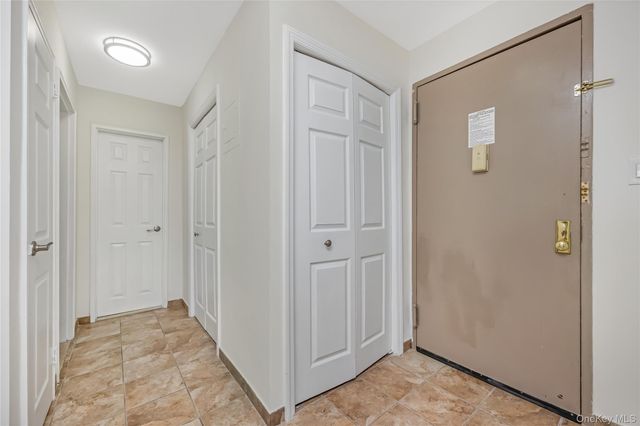 87-10 149th Avenue 5N, Howard Beach, NY 11414