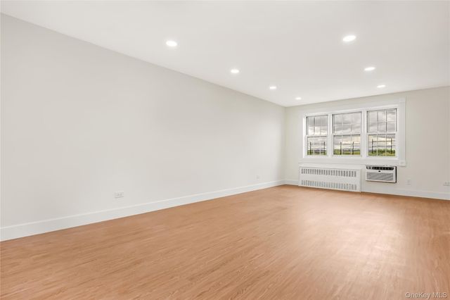 87-10 149th Avenue 5N, Howard Beach, NY 11414