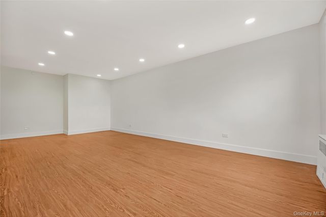 87-10 149th Avenue 5N, Howard Beach, NY 11414
