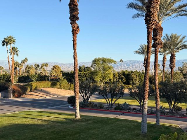 73103 Alice Marble Lane, Palm Desert, CA 92260