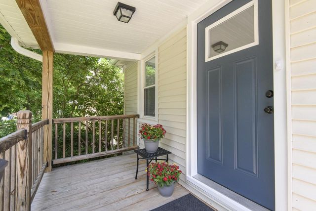 4928 N 107th STREET, Milwaukee, WI 53225