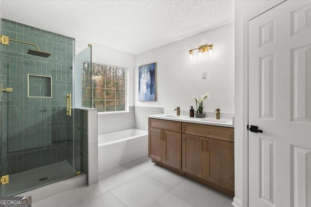 960 Romer Place, Stone Mountain, GA 30083