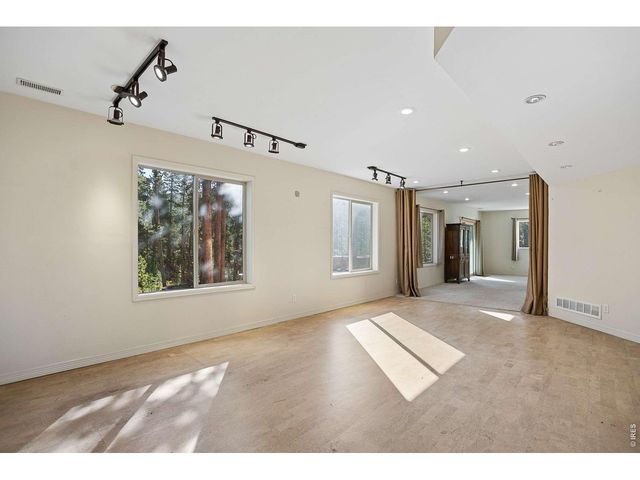 610 Meadowlake Dr, Black Hawk, CO 80422