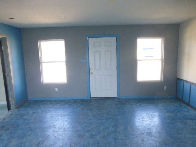 6729 Wallis Road, Lake Worth, TX 76135