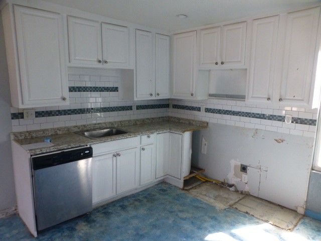 6729 Wallis Road, Lake Worth, TX 76135