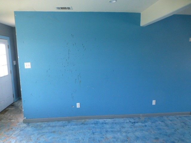 6729 Wallis Road, Lake Worth, TX 76135