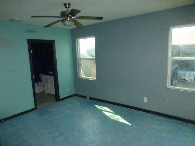 6729 Wallis Road, Lake Worth, TX 76135