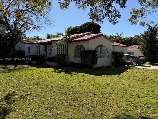 1700 Cortez St, Coral Gables, FL 33134