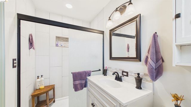 20574 Tanner Dr, Soulsbyville, CA 95372