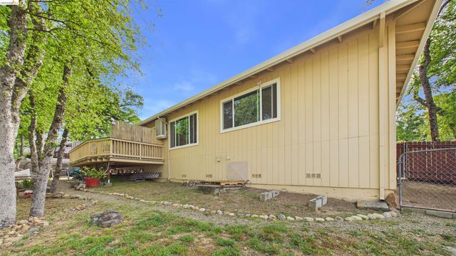 20574 Tanner Dr, Soulsbyville, CA 95372