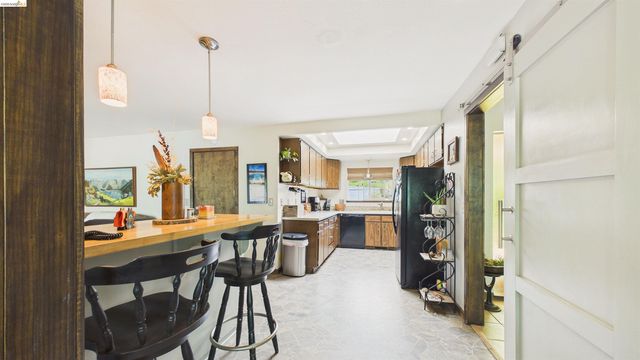 20574 Tanner Dr, Soulsbyville, CA 95372