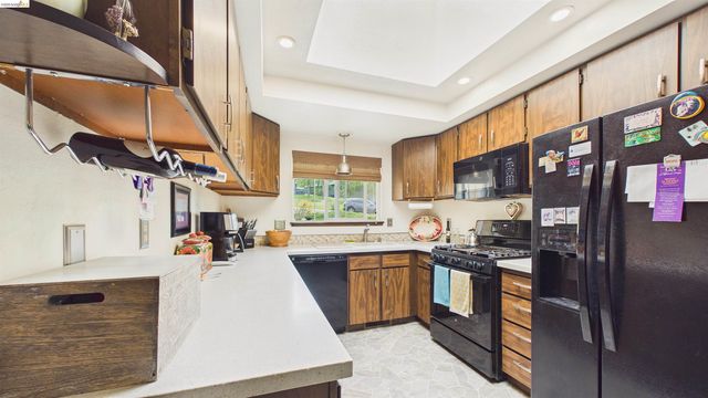 20574 Tanner Dr, Soulsbyville, CA 95372