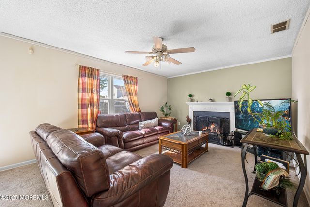 33 Bryce Canyon Road, Howell, NJ 07731