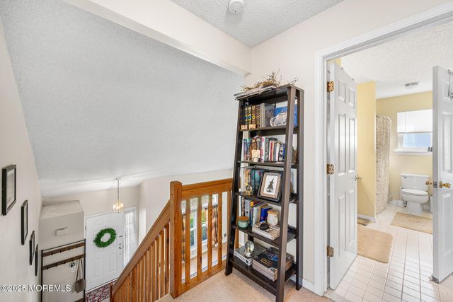 33 Bryce Canyon Road, Howell, NJ 07731