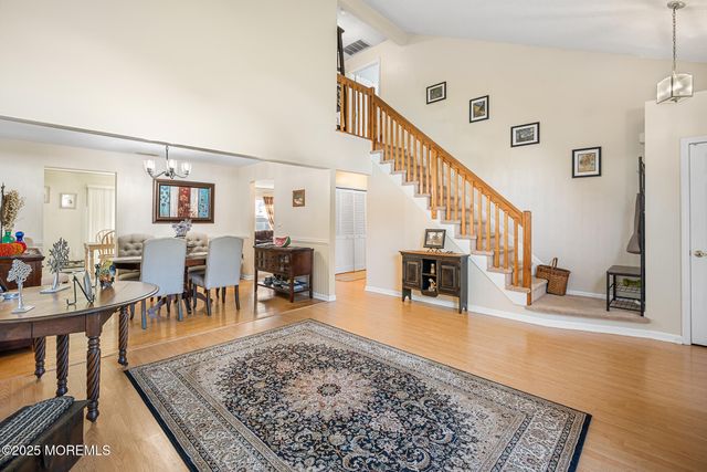 33 Bryce Canyon Road, Howell, NJ 07731