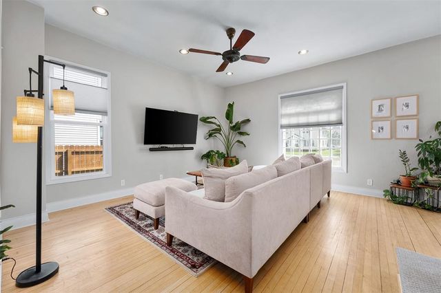 1208 State Street, Eau Claire, WI 54701