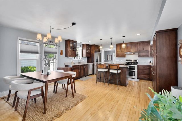 1208 State Street, Eau Claire, WI 54701