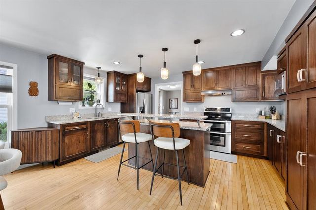 1208 State Street, Eau Claire, WI 54701