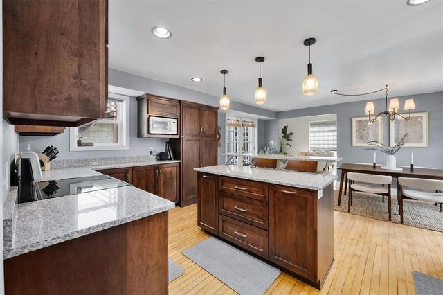 1208 State Street, Eau Claire, WI 54701