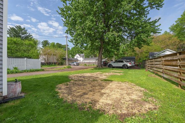 1208 State Street, Eau Claire, WI 54701