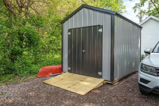 1208 State Street, Eau Claire, WI 54701