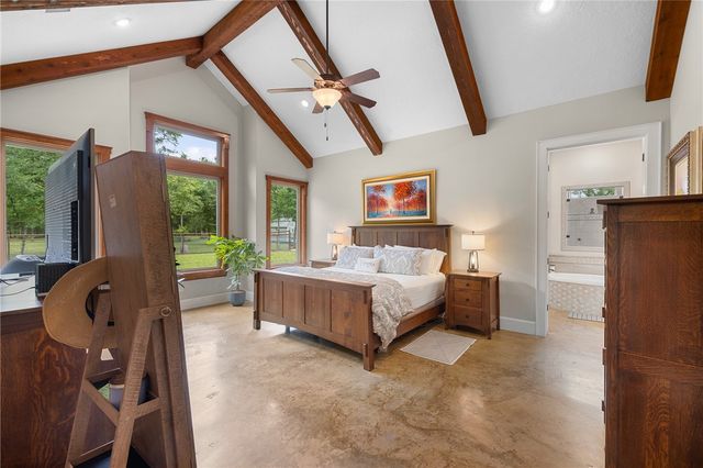 3906 County Road 157, Bedias, TX 77831