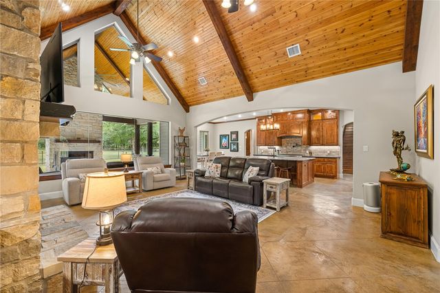 3906 County Road 157, Bedias, TX 77831