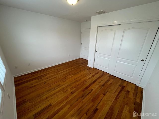 16 E Kupsch Street E C, Sayreville, NJ 08872