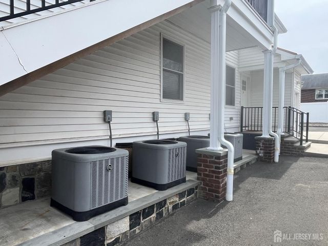 16 E Kupsch Street E C, Sayreville, NJ 08872