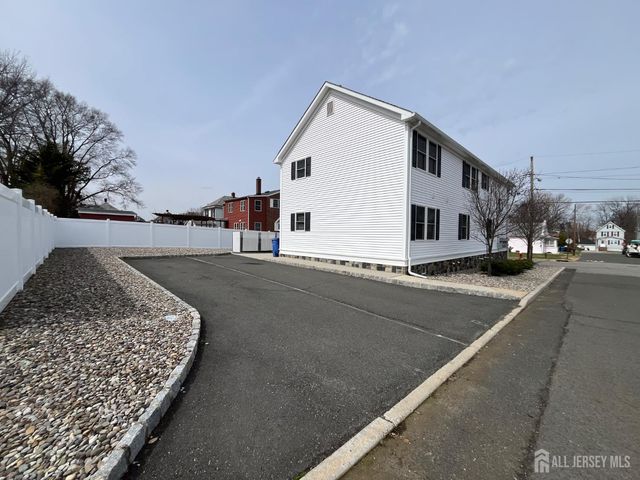 16 E Kupsch Street E C, Sayreville, NJ 08872