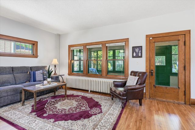 4432 Bryant Avenue S, Minneapolis, MN 55419