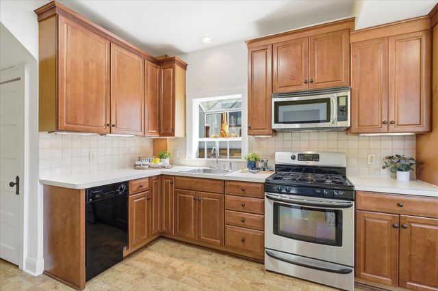 4432 Bryant Avenue S, Minneapolis, MN 55419