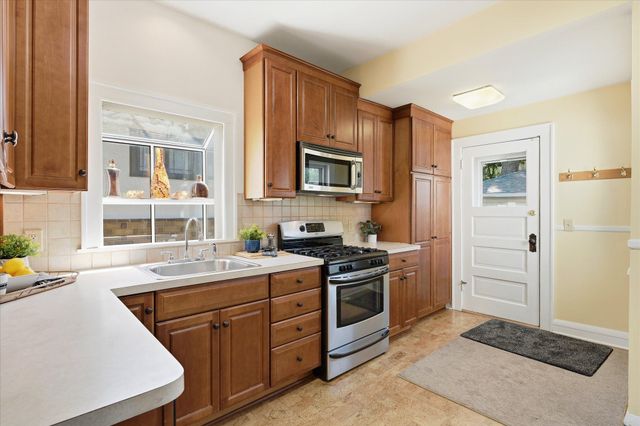 4432 Bryant Avenue S, Minneapolis, MN 55419