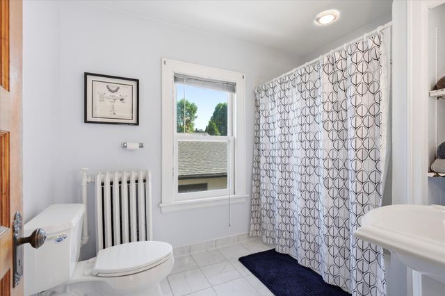 4432 Bryant Avenue S, Minneapolis, MN 55419