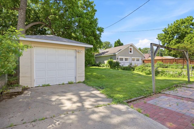 4432 Bryant Avenue S, Minneapolis, MN 55419