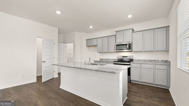 70 White Spruce Way, Newnan, GA 30265