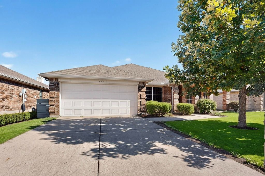 604 Preston Drive, Royse City, TX 75189