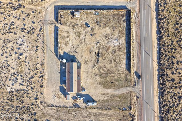 49225 W 45th Street, Lancaster, CA 93536