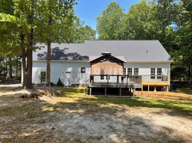 109 Rockrose Avenue, Clayton, NC 27527